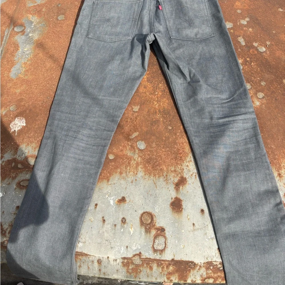 Gray Straight-Leg Jeans. Levi’s 510 super skinny.  Size 36x32 - Picture 3 of 7